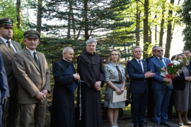 3C6A0197-Exposure-Exposure