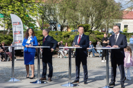 3C6A6402-Exposure-Exposure