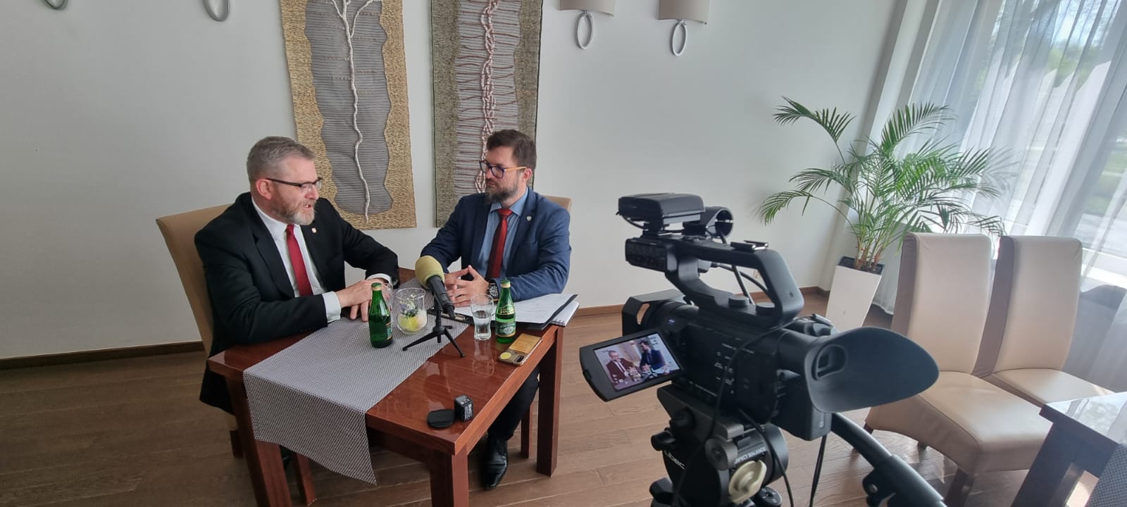 Wywiad z Grzegorzem Braunem – Kandydatem na Prezydenta RP dla pinczow.com