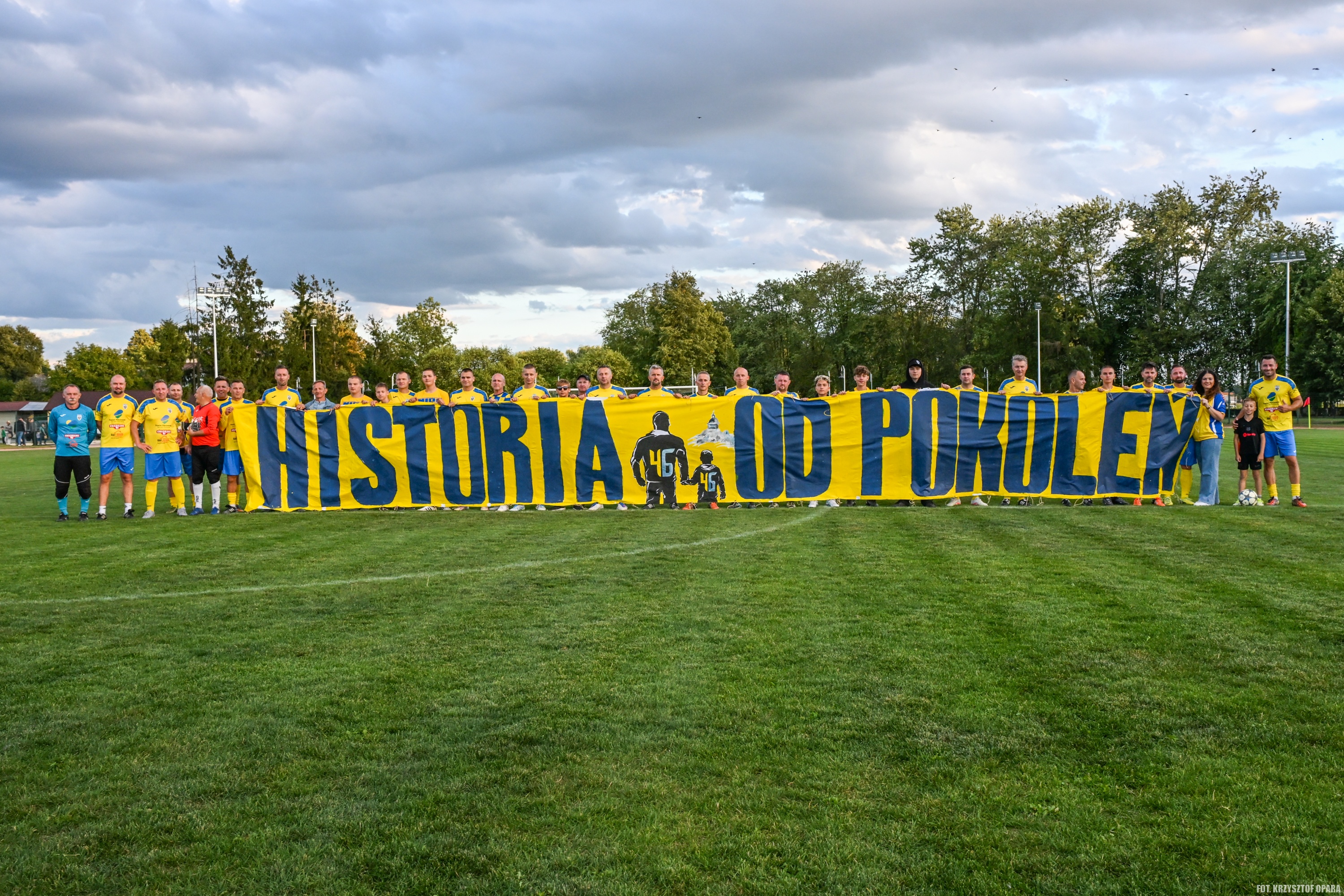 Historia pisana przez pokolenia. Nida Pińczów świętuje 80 lat